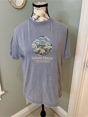 Pull&Bear graphic t-shirt | washed blue featuring “Sakura Flower"  | Size XS